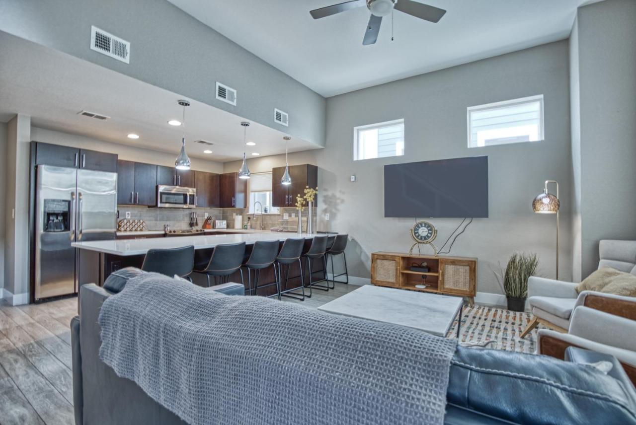 Modern Townhome Near Old Town, Breweries, & River! Форт-Коллінс Екстер'єр фото
